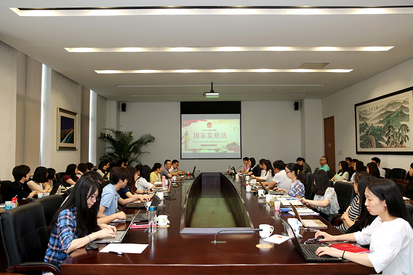 EJ9A8895(S).jpg EJ9A8895(S).jpg